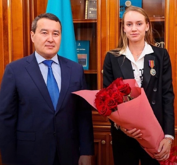 在推动体育 在推动体育