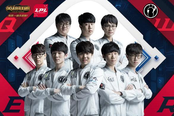 更牵动整个 更牵动整个