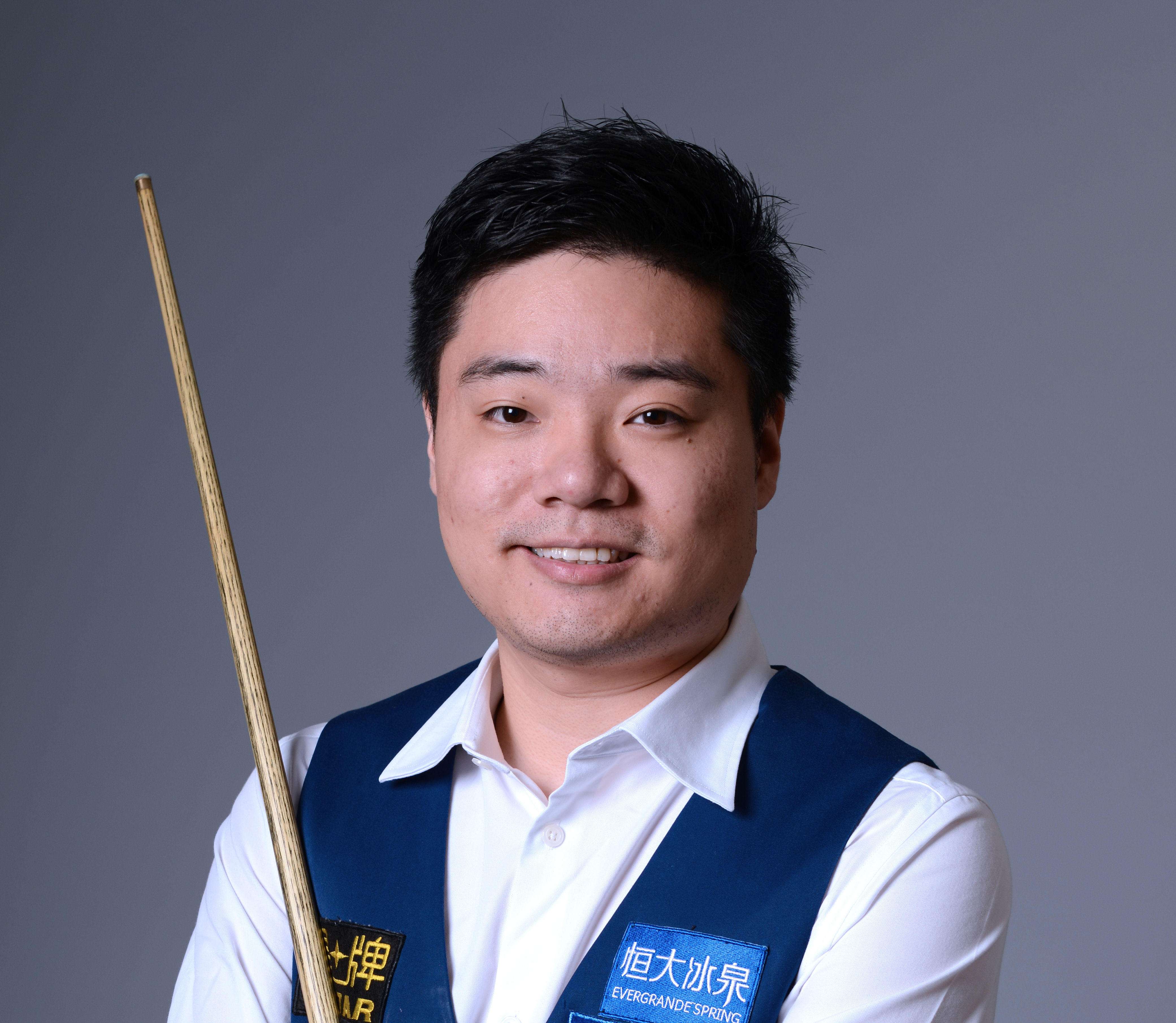 他的心仍向 他的心仍向