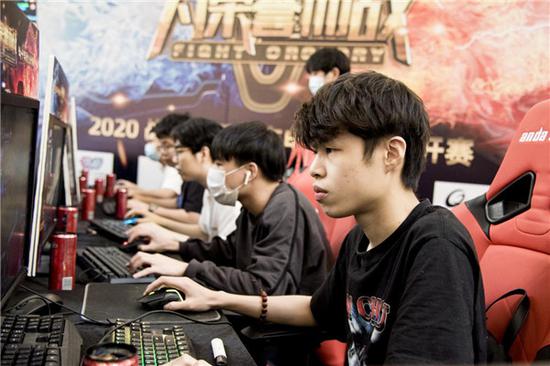 战胜强敌是 战胜强敌是