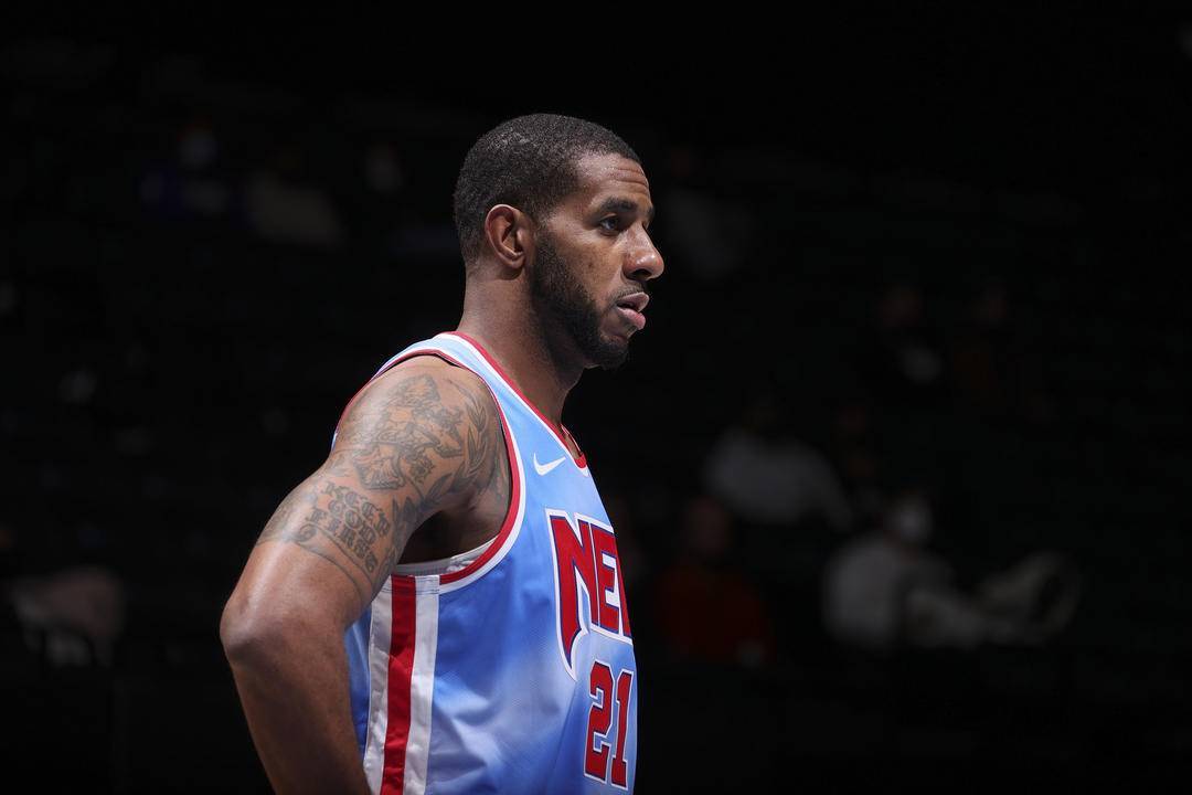 中展现了极 中展现了极