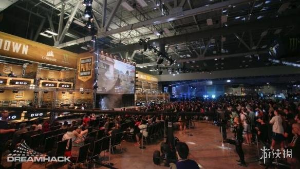 他能凭旋转 他能凭旋转